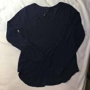 long-sleeved shirt